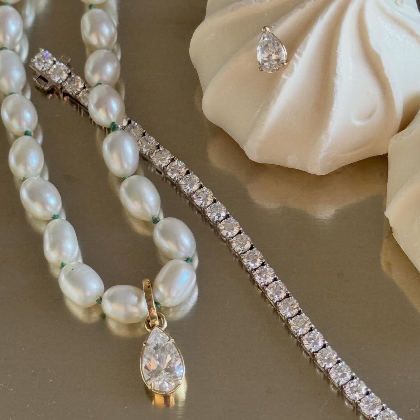Jumbo Rice Pearl Necklace