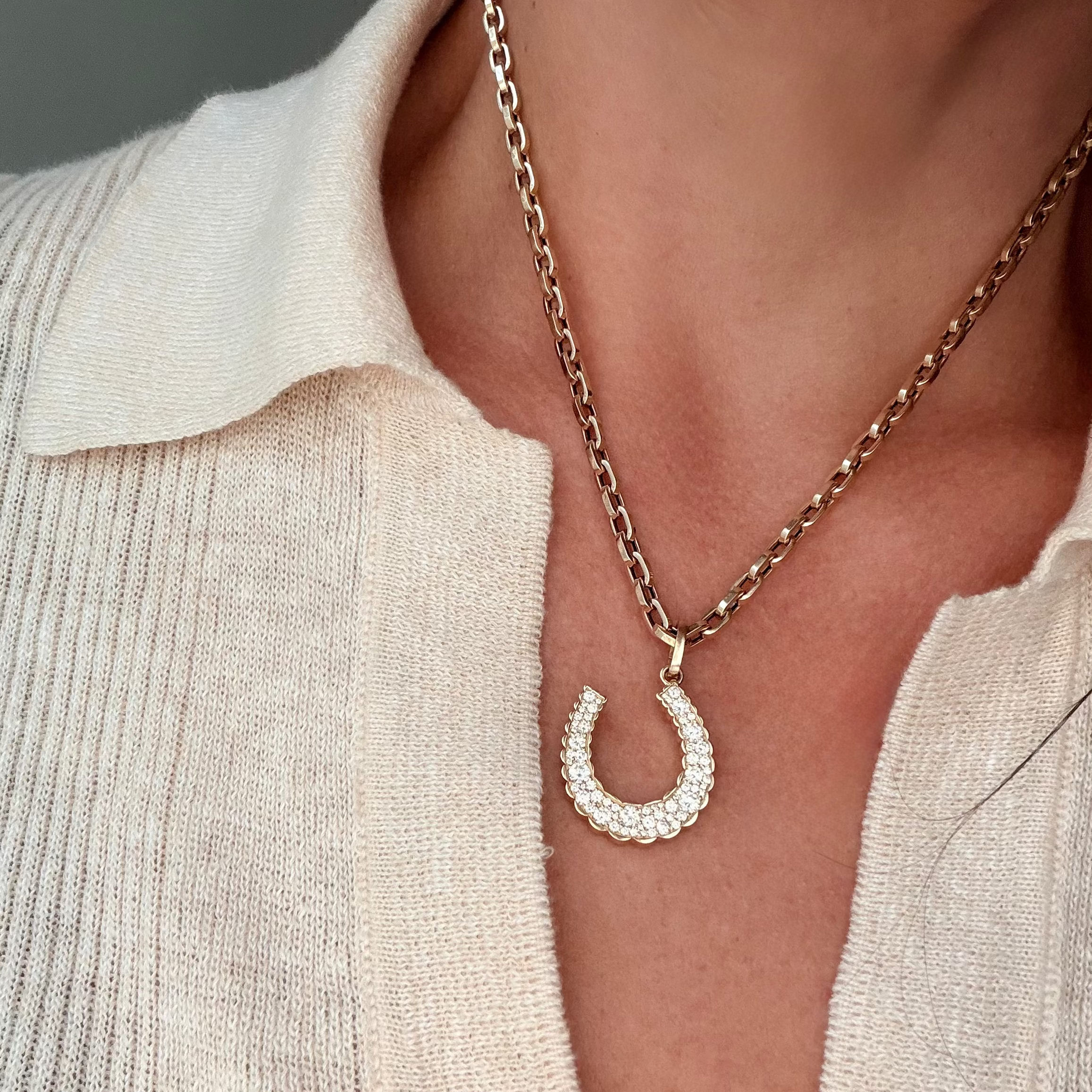 Jumbo Domed Petal Horseshoe Charm