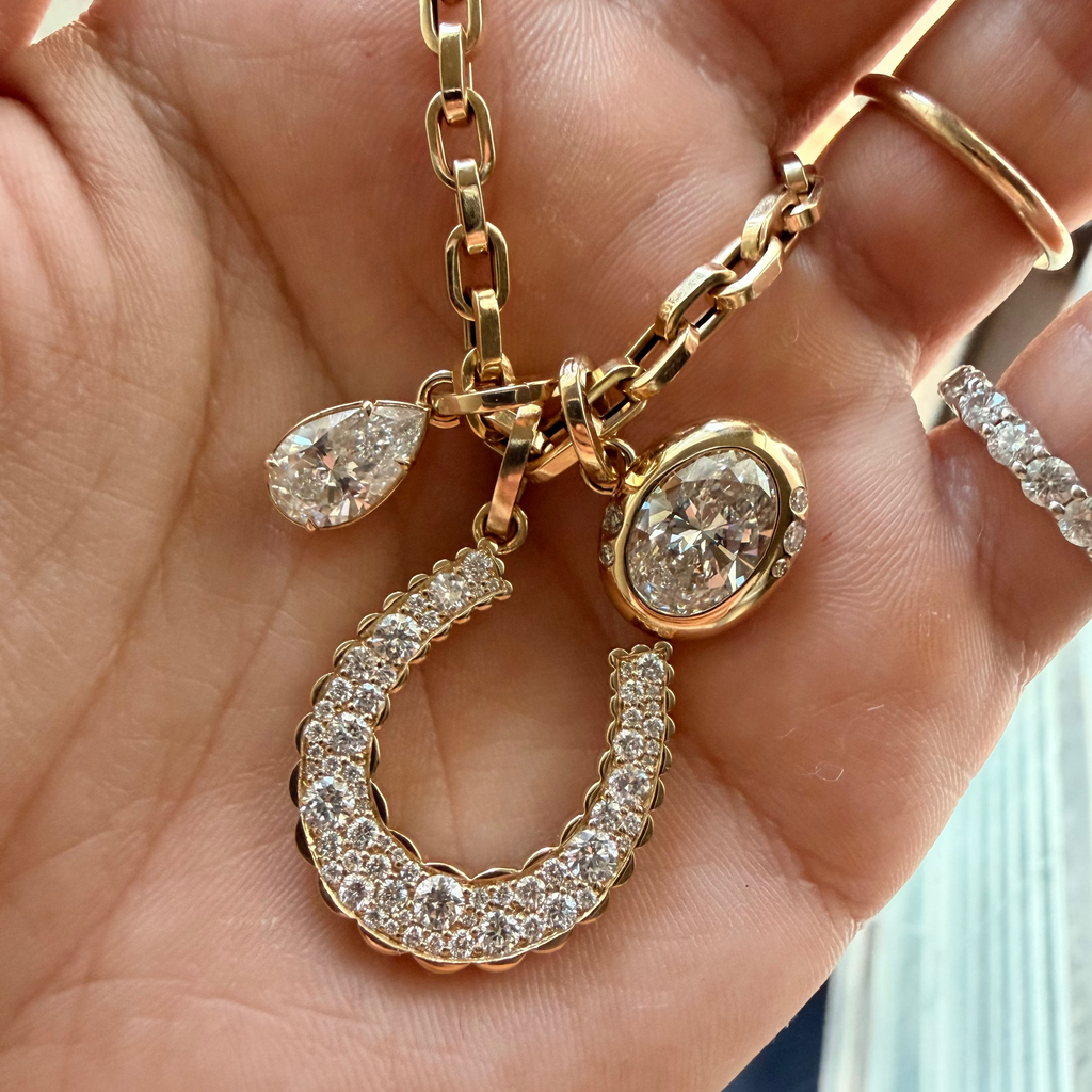 Jumbo Domed Petal Horseshoe Charm