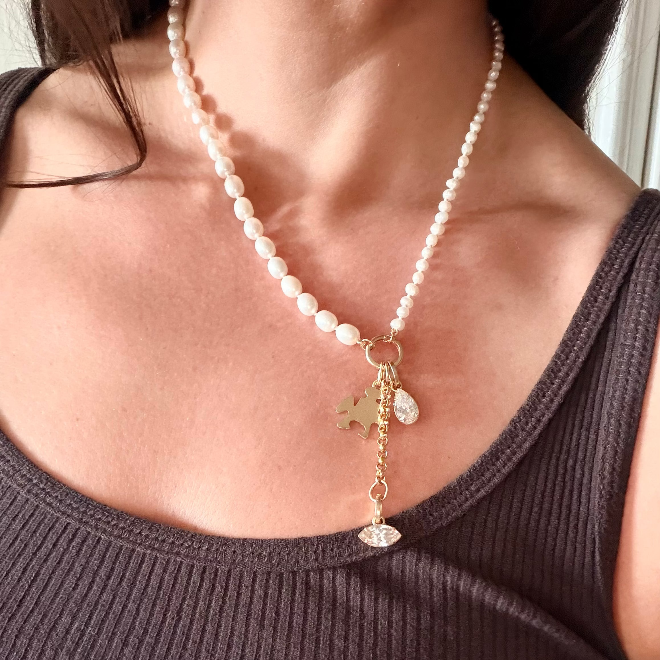 Pearl Charm Carrier