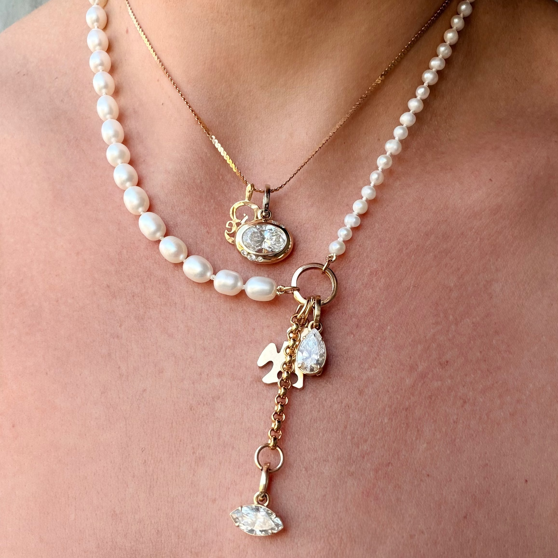 Pearl Charm Carrier
