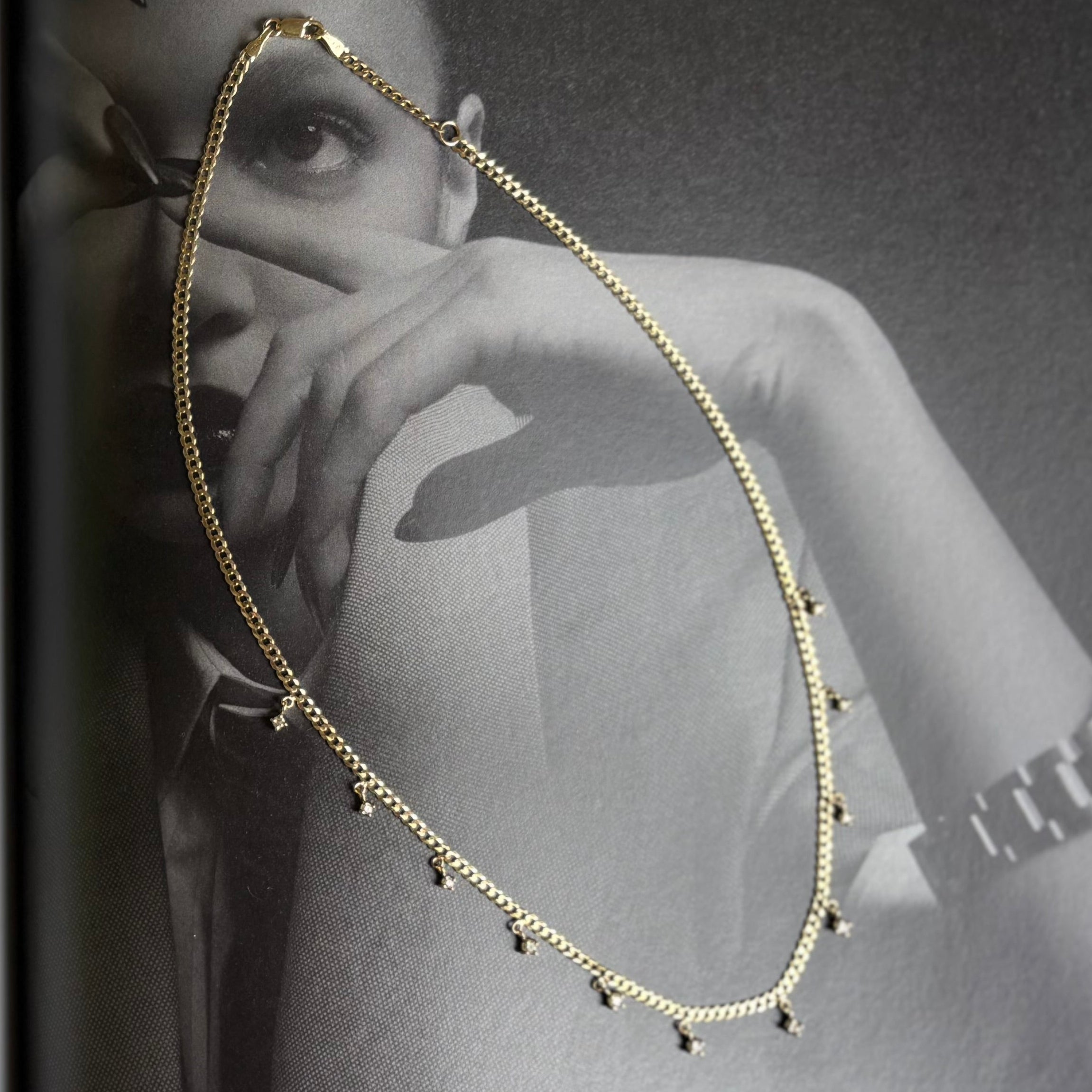 11 Stone Diamond Shaker Necklace